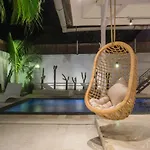 Ocean Star Villa One Near Kudeta Beach